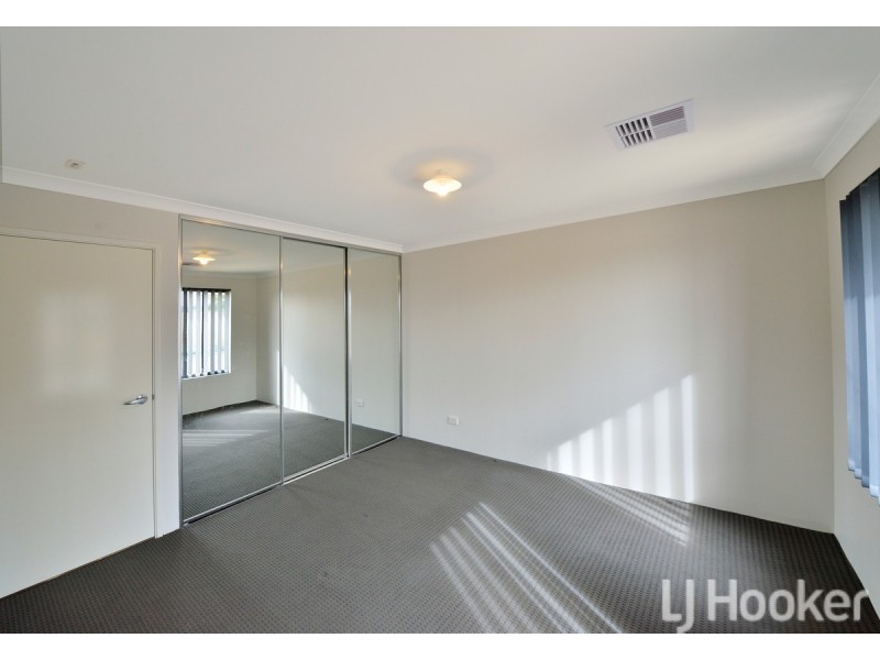 144 Lake Valley Drive, Lakelands WA 6180