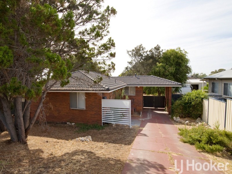 22 Scrivener Place, Halls Head WA 6210