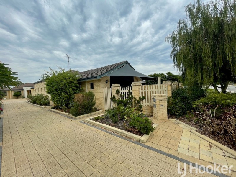 2/71 Gibson Street, Mandurah WA 6210