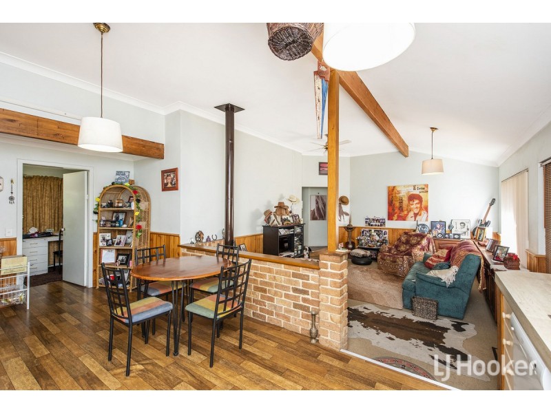 84 Murdoch Drive, Greenfields WA 6210