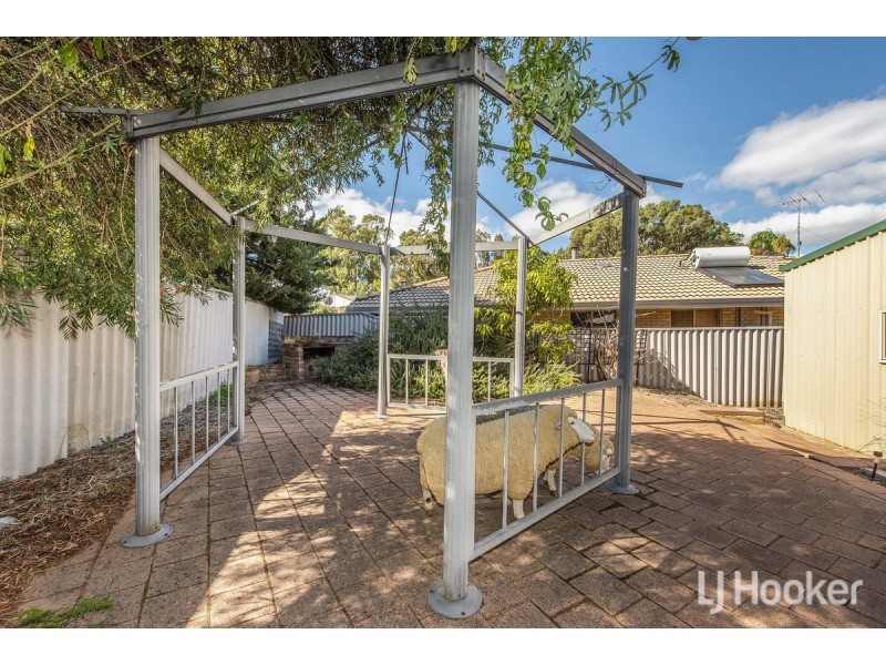 84 Murdoch Drive, Greenfields WA 6210