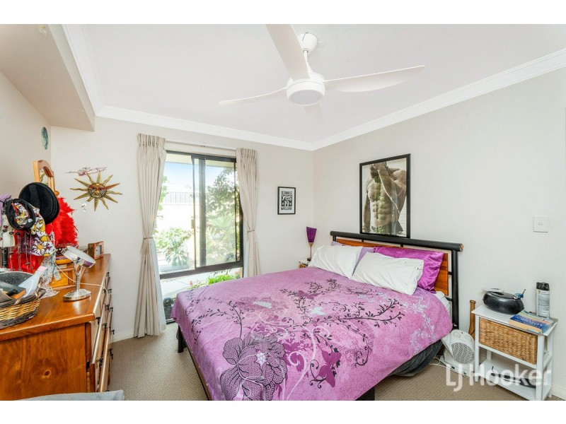 20 Zamia Loop, Wannanup WA 6210