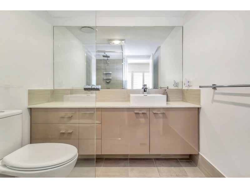 15/150 Boardwalk Boulevard, Halls Head WA 6210