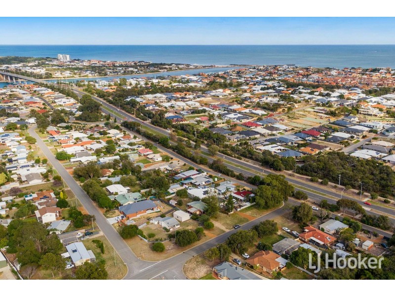 30 Linley Road, Wannanup WA 6210