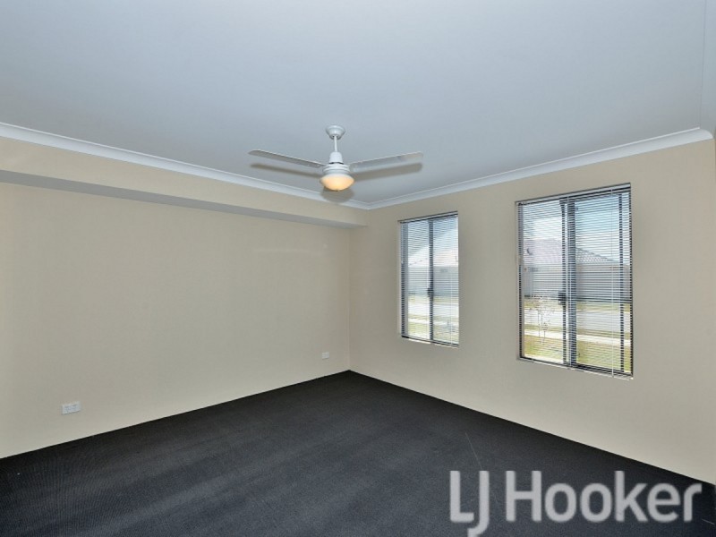 24 Geographe Bay Pass, Secret Harbour WA 6173