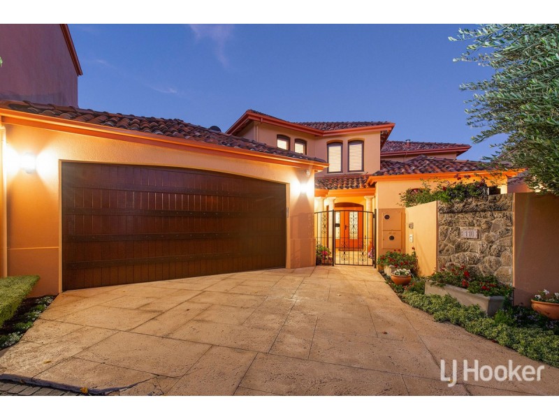 110/18 port Quays, Wannanup WA 6210