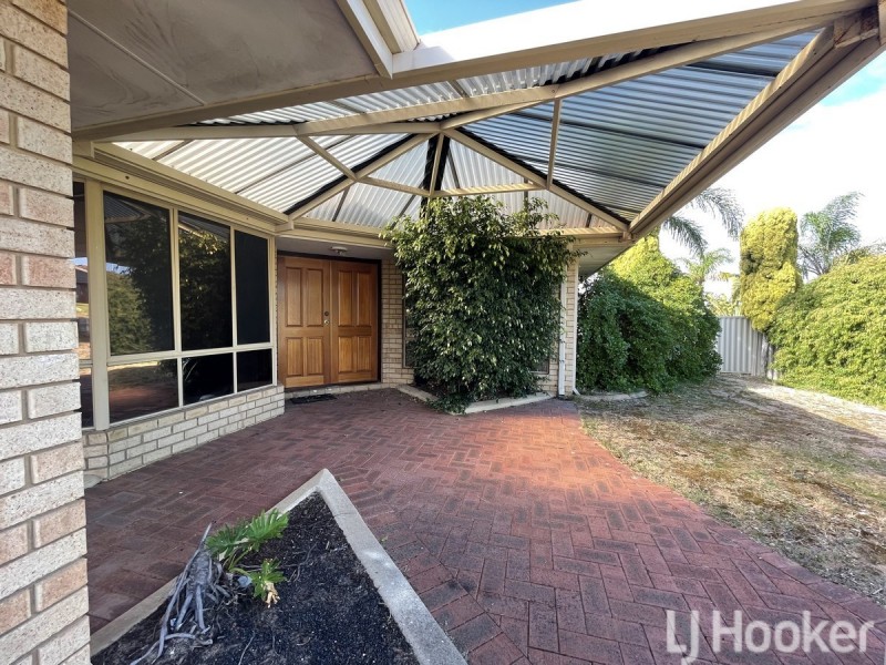 4 Camellia Court, Halls Head WA 6210
