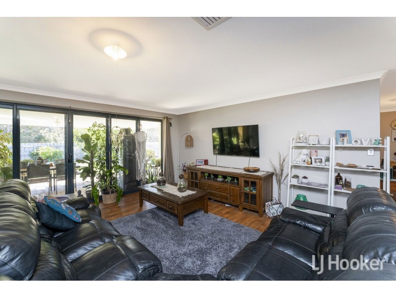 29 Richview Ramble, Wannanup WA 6210
