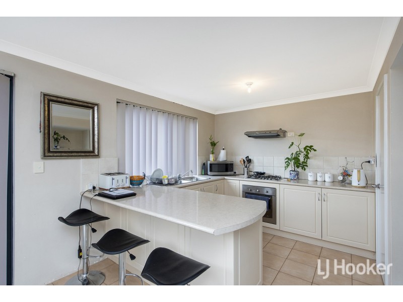 5/70 Waldron Boulevard, Greenfields WA 6210