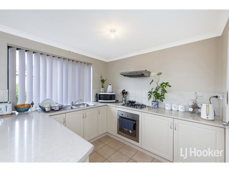 5/70 Waldron Boulevard, Greenfields WA 6210