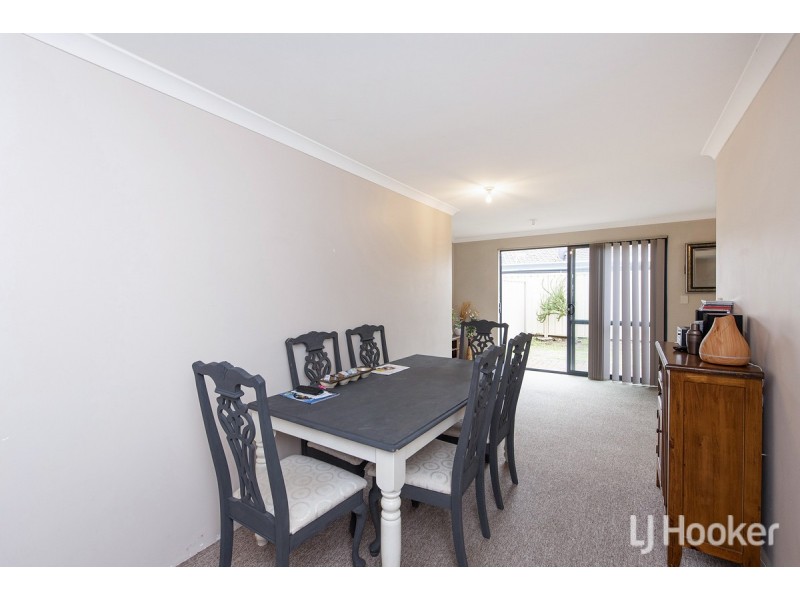 5/70 Waldron Boulevard, Greenfields WA 6210
