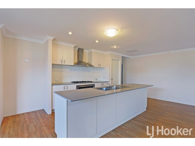 25 Waterview Way, Singleton WA 6175