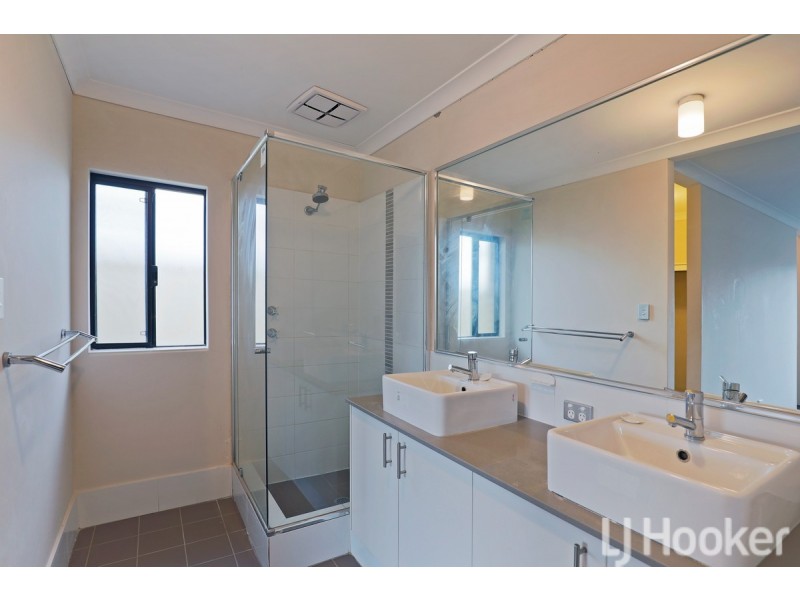 25 Waterview Way, Singleton WA 6175