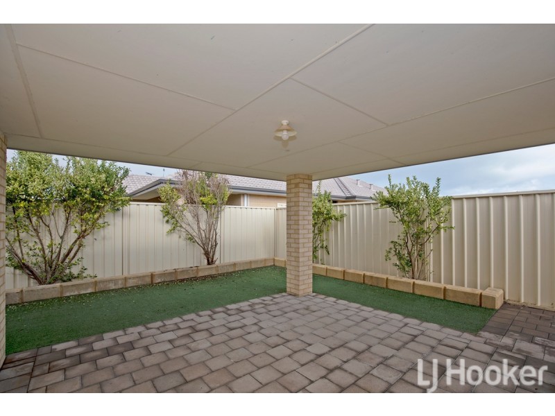 25 Waterview Way, Singleton WA 6175
