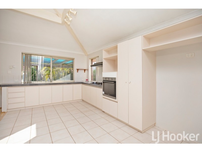 3 Dunbar Court, Meadow Springs WA 6210