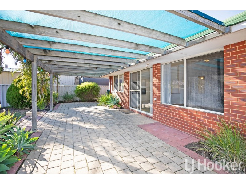 3 Dunbar Court, Meadow Springs WA 6210