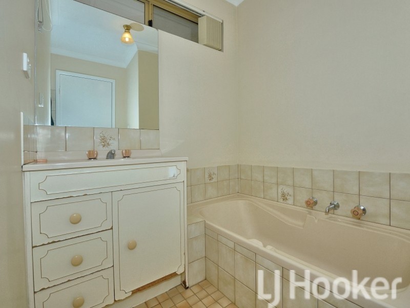 2/16 Kedron Place, Greenfields WA 6210