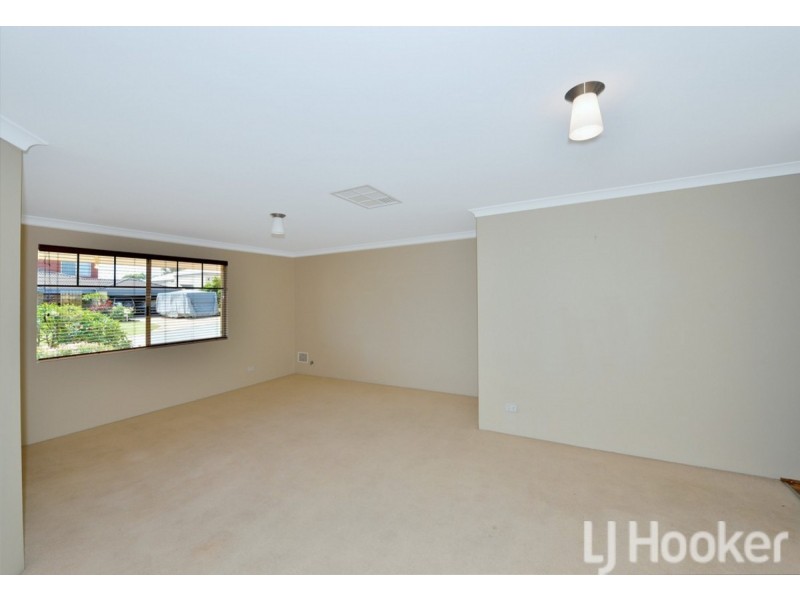 11 Cunderdin Loop, Dawesville WA 6211