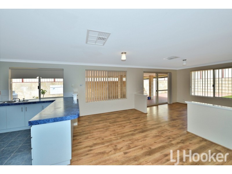 11 Cunderdin Loop, Dawesville WA 6211