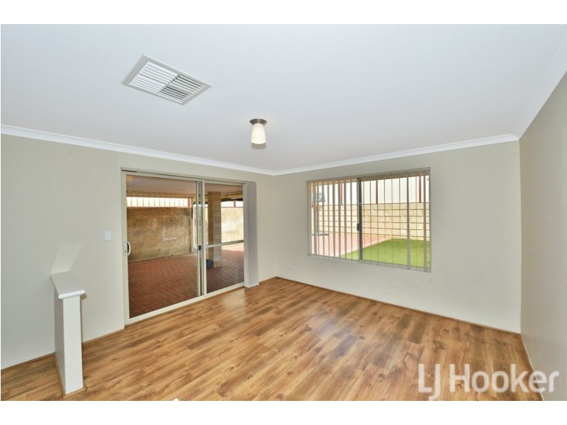 11 Cunderdin Loop, Dawesville WA 6211