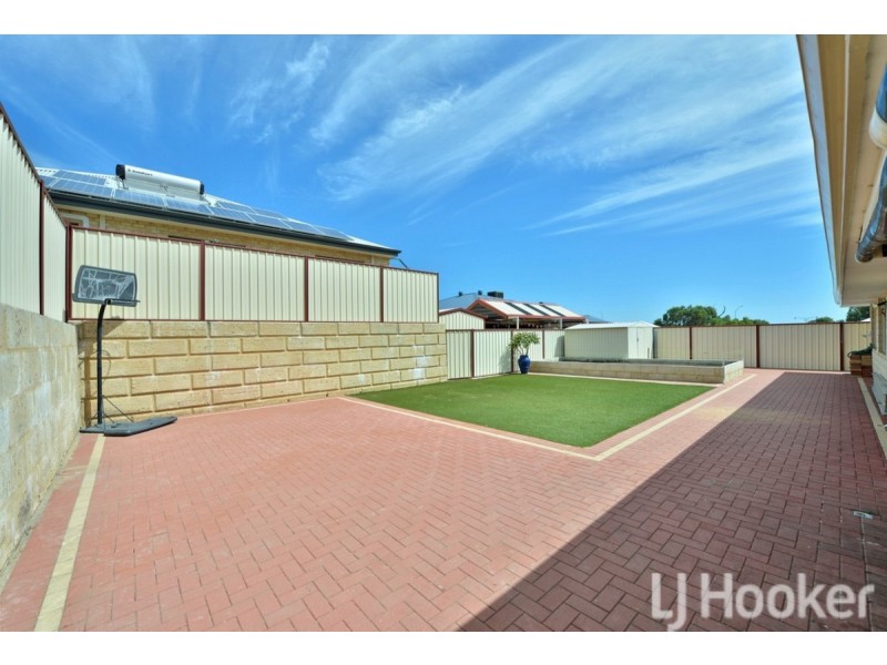 11 Cunderdin Loop, Dawesville WA 6211