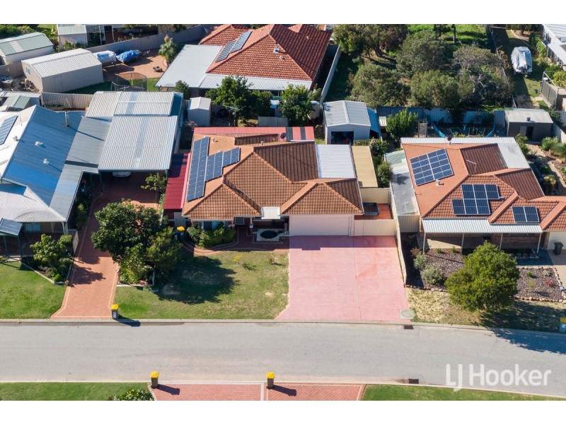 32 Regent Drive, Wannanup WA 6210