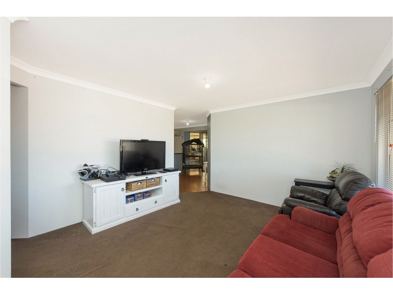 32 Regent Drive, Wannanup WA 6210