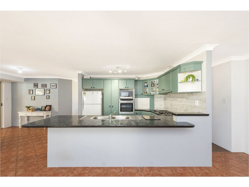 32 Regent Drive, Wannanup WA 6210