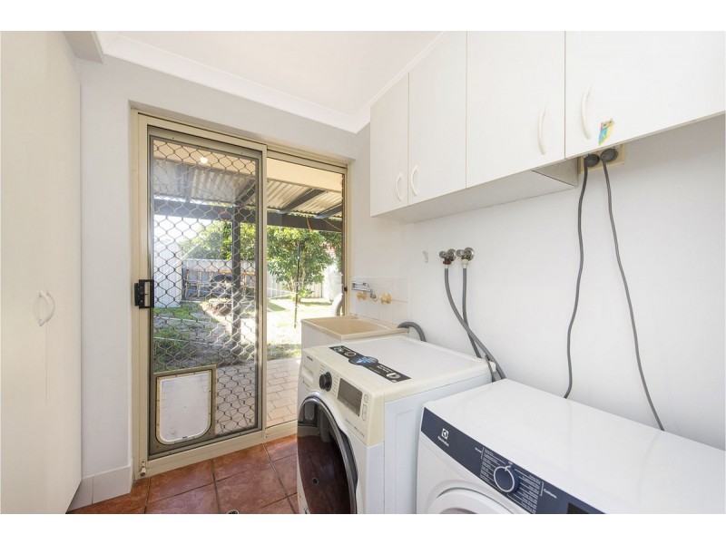 32 Regent Drive, Wannanup WA 6210