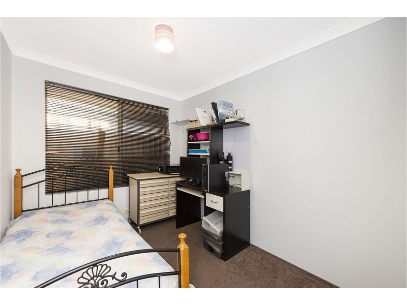 32 Regent Drive, Wannanup WA 6210