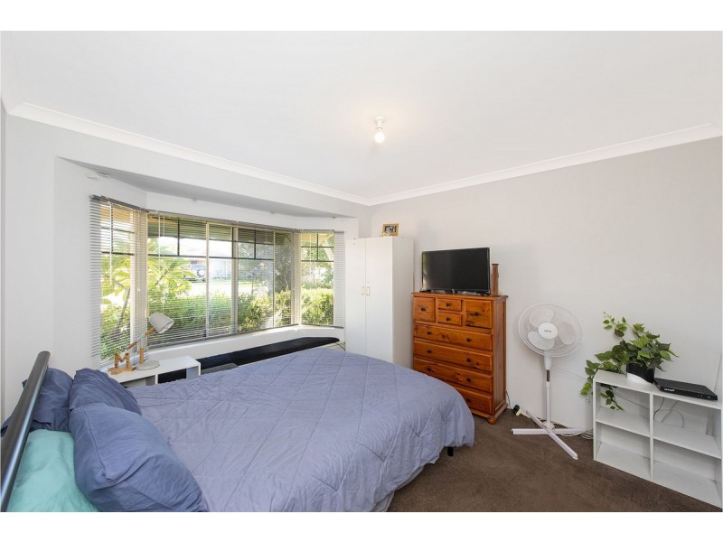 32 Regent Drive, Wannanup WA 6210