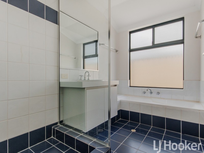 11 Mileura Street, Golden Bay WA 6174