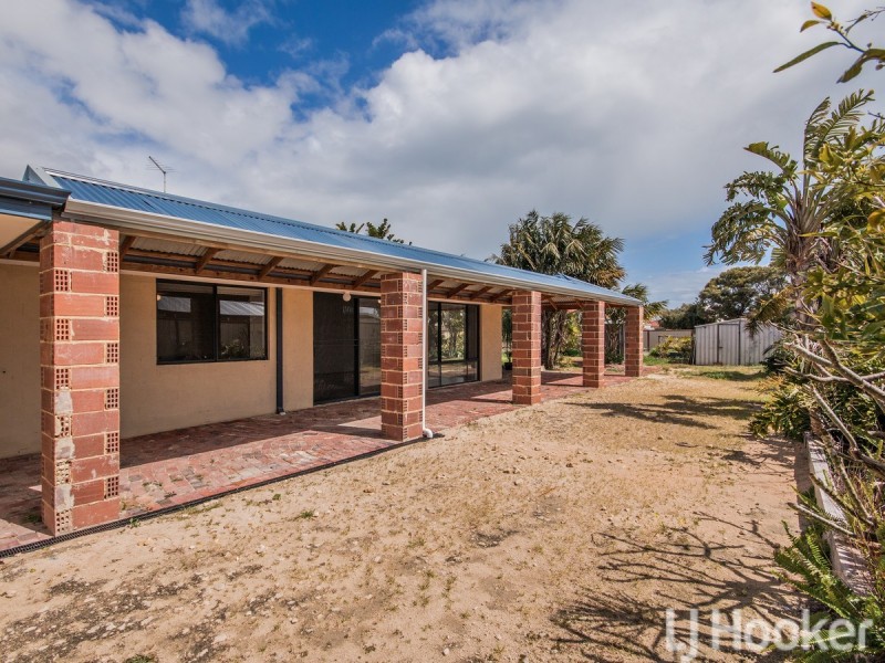 11 Mileura Street, Golden Bay WA 6174