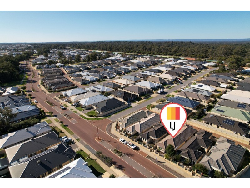 285 Pebble Beach Boulevard, Meadow Springs WA 6210