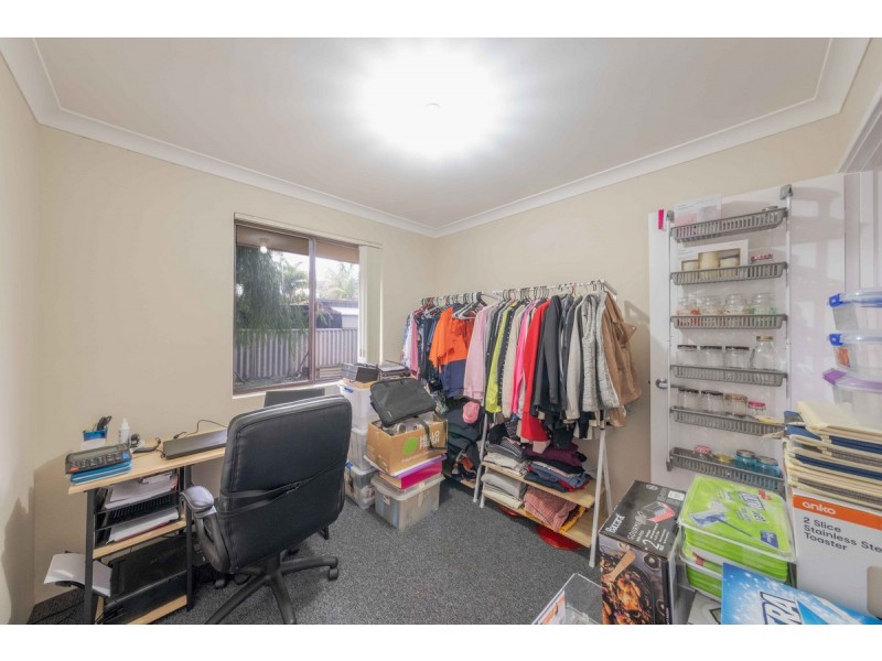 2/88 Oaklands Avenue, Halls Head WA 6210