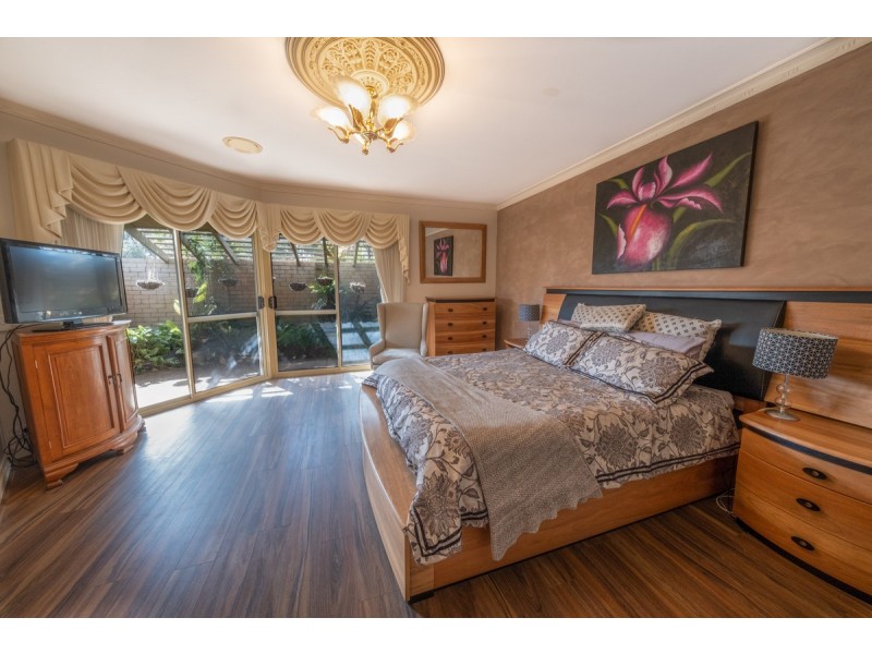 33 Blythwood Street, Dudley Park WA 6210