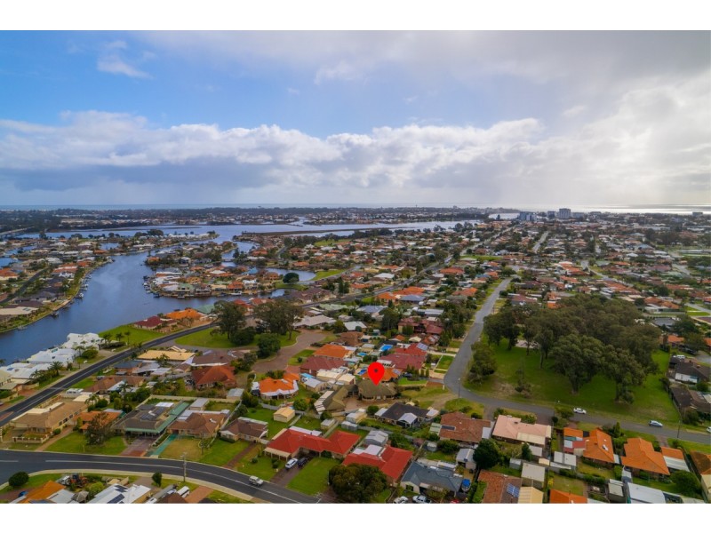 33 Blythwood Street, Dudley Park WA 6210