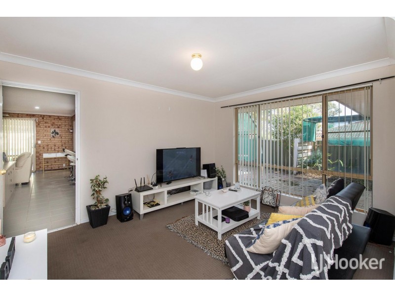 55 Mahogany Drive, Halls Head WA 6210