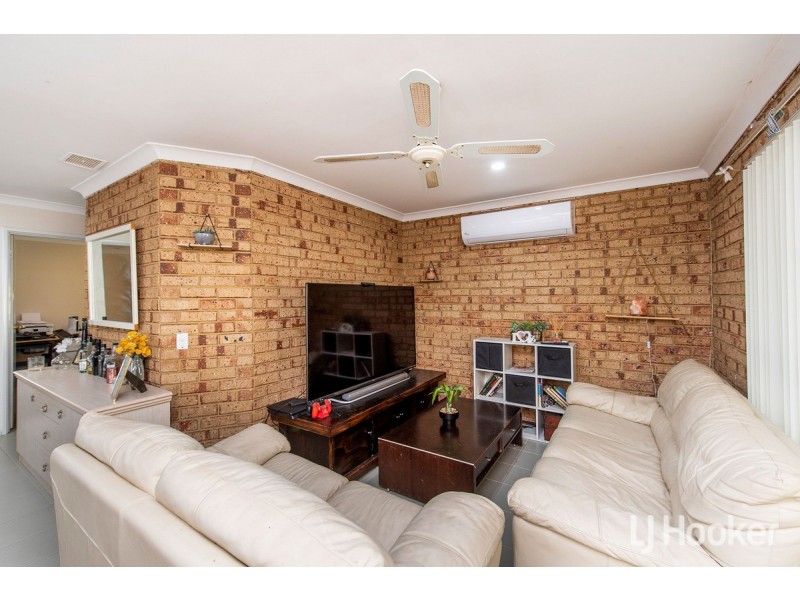 55 Mahogany Drive, Halls Head WA 6210