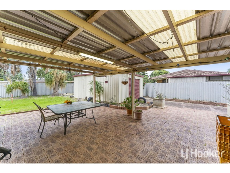 1 Aberdeen Close, Halls Head WA 6210