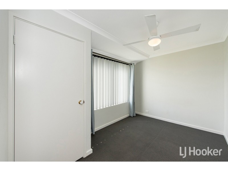 61 Templetonia Promenade, Halls Head WA 6210