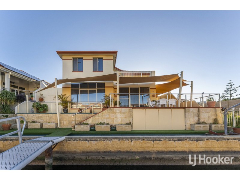 16 Baudin Way, Wannanup WA 6210