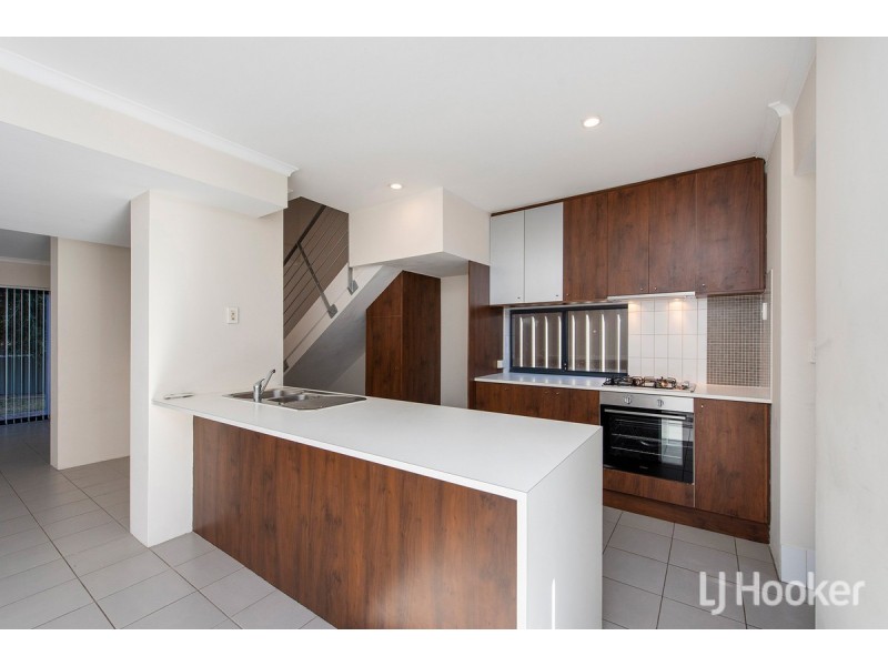 39/1 Mariners Cove Drive, Dudley Park WA 6210