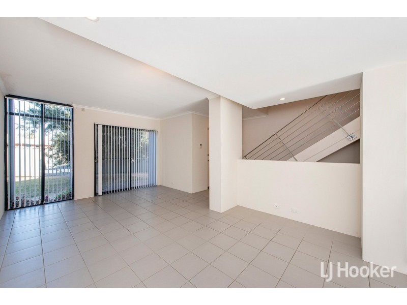 39/1 Mariners Cove Drive, Dudley Park WA 6210