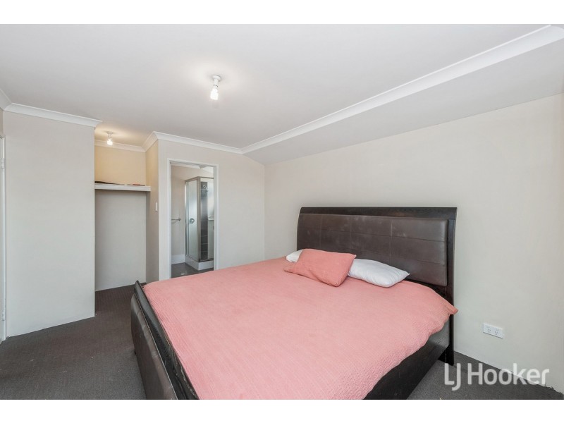 7 Bushlark Turn, Erskine WA 6210