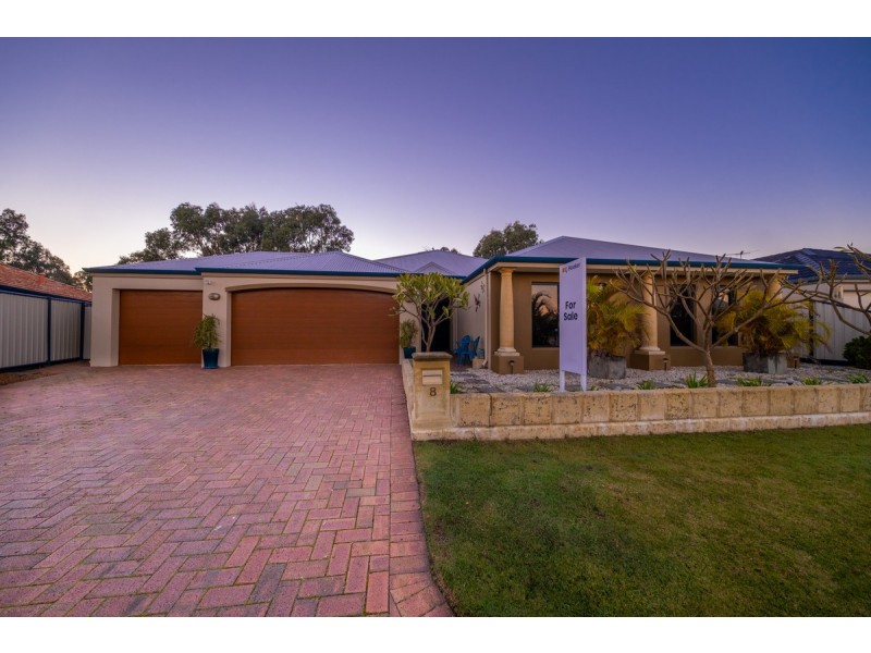 8 Peach Tree Pass, Meadow Springs WA 6210