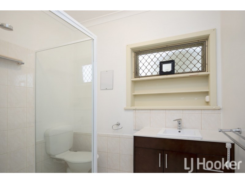 15 Leigh Street, Dudley Park WA 6210