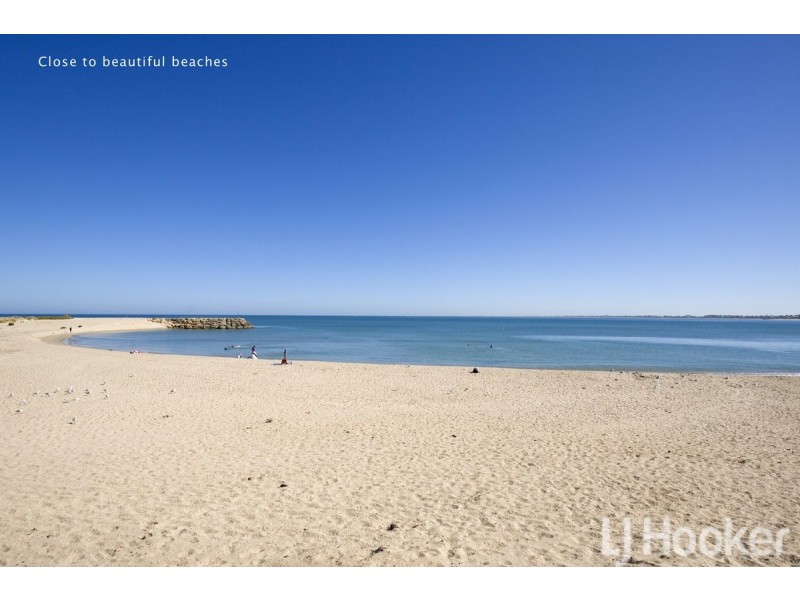 15 Leigh Street, Dudley Park WA 6210