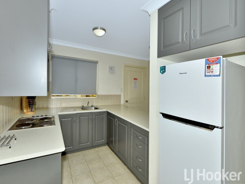 11/1 Lakes Crescent, South Yunderup WA 6208