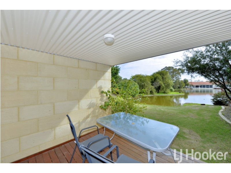 11/1 Lakes Crescent, South Yunderup WA 6208